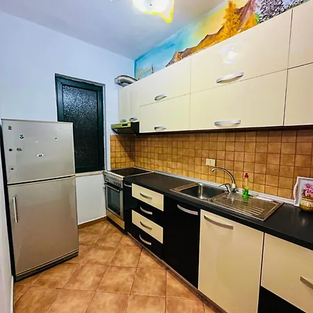 Tate Beachfront Apartment Durres Exterior photo